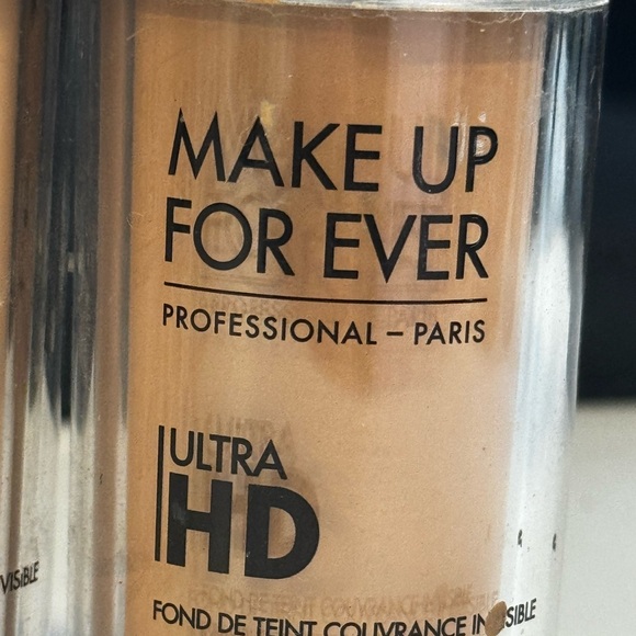 5 for $150 (MAKEUP FOREVER ULTRA HD FOUNDATION) *$370 VALUE* - Picture 2 of 7